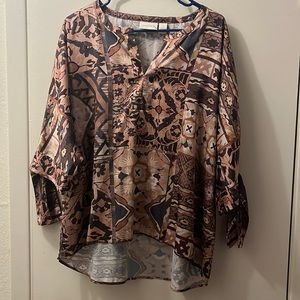 Chicos top with tie sleeves